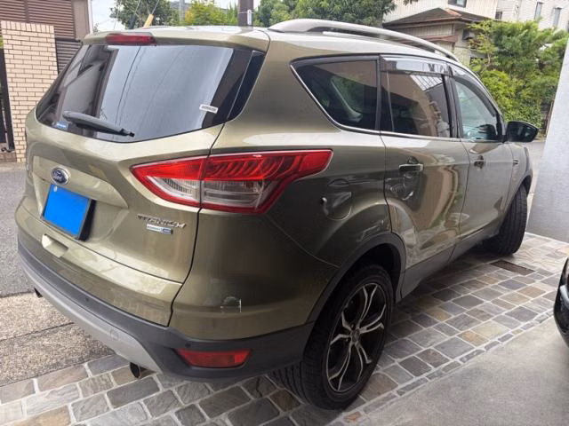 FORD KUGA