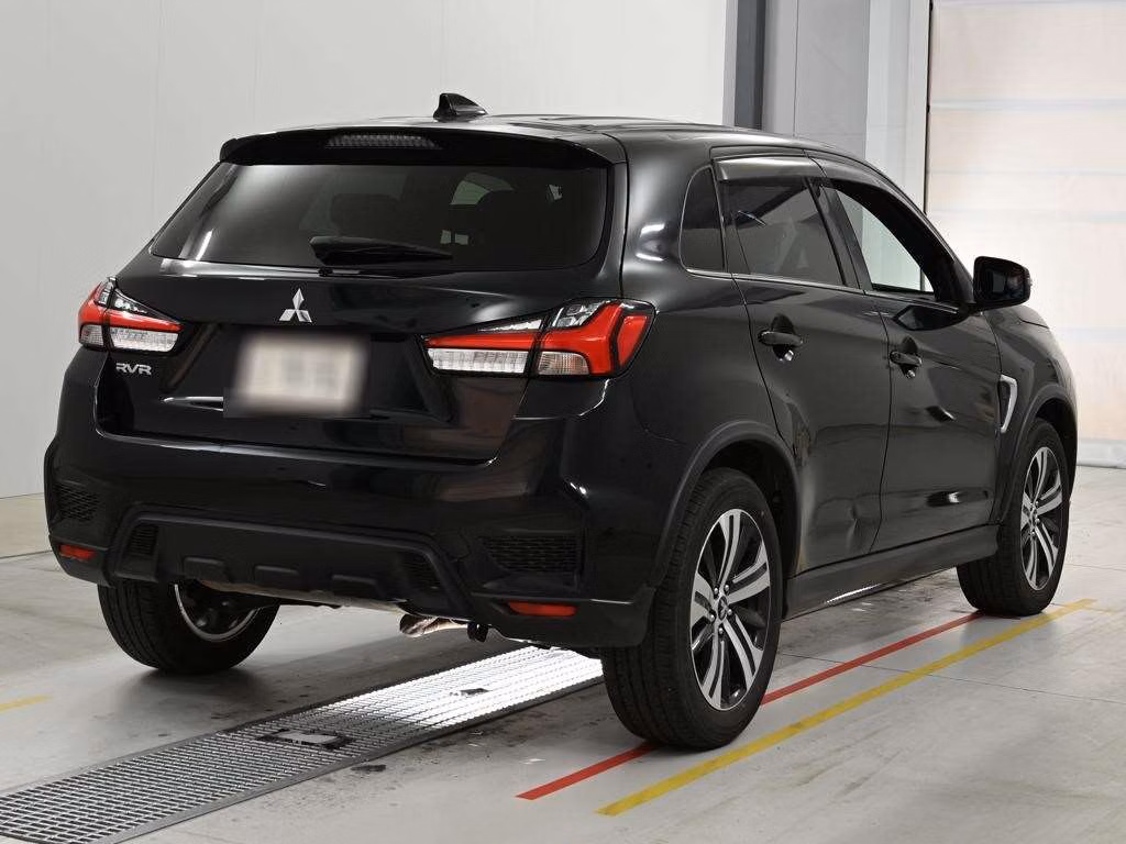 MITSUBISHI RVR