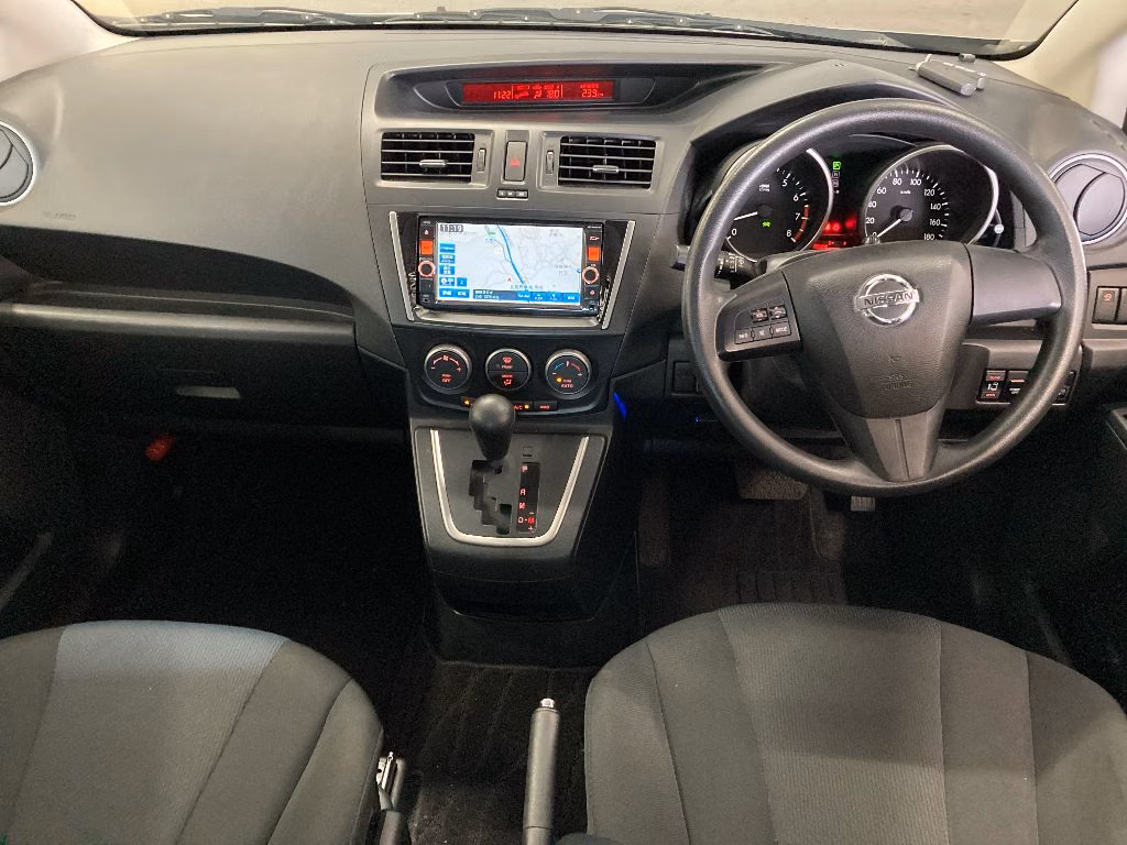 NISSAN LAFESTA