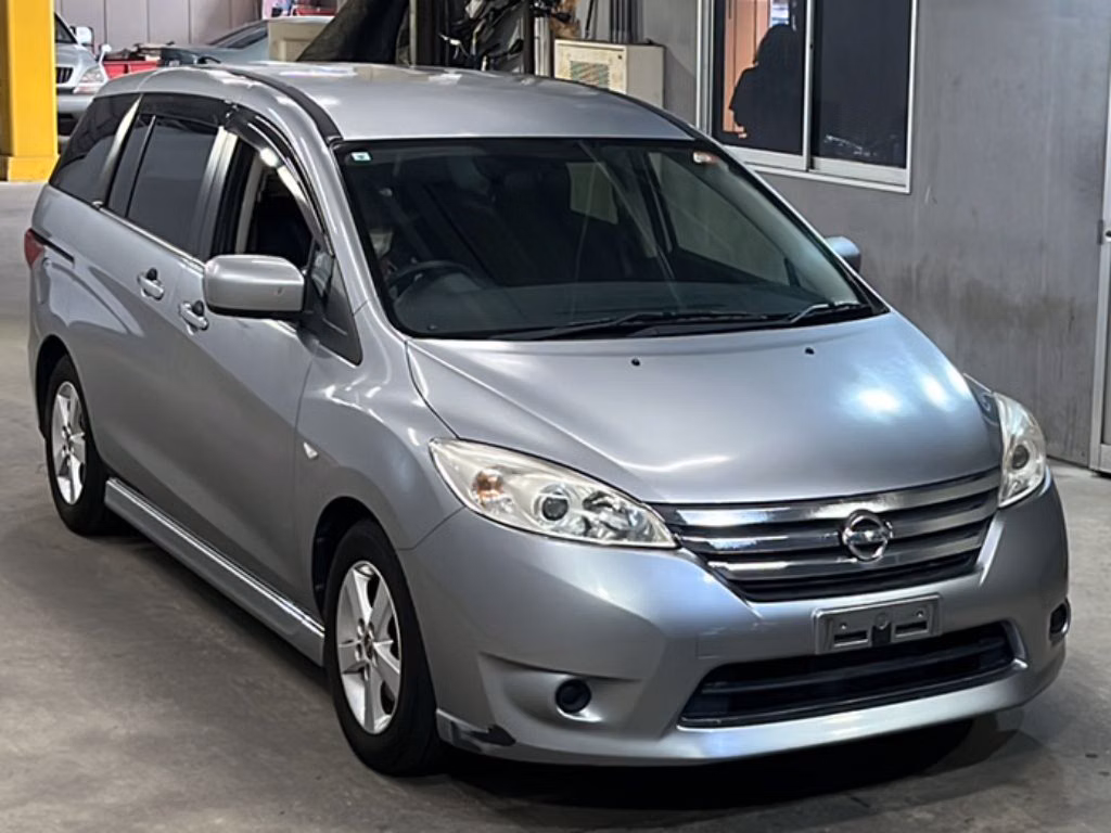 NISSAN LAFESTA