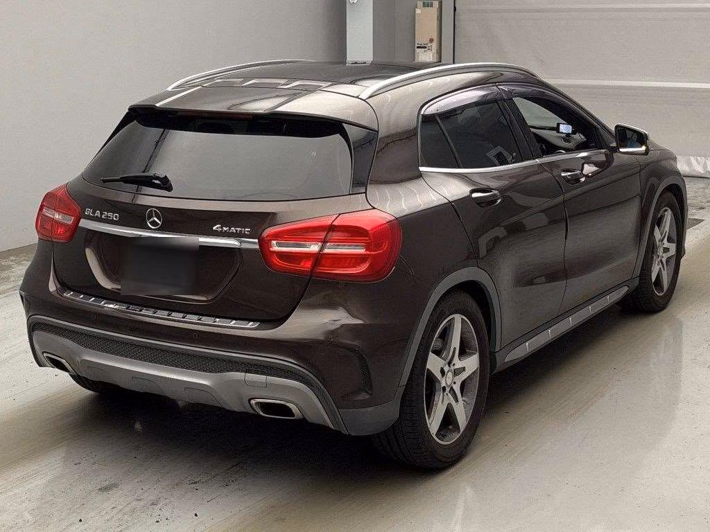 MERCEDES-BENZ GLA-CLASS