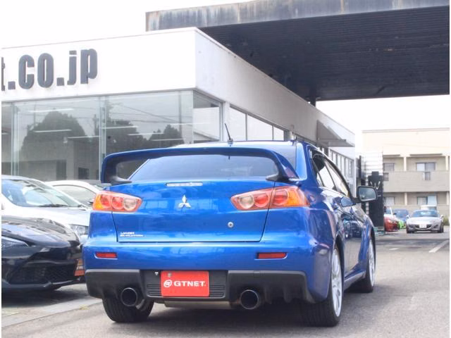 MITSUBISHI LANCER EVOLUTION