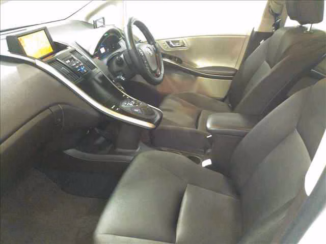 TOYOTA SAI
