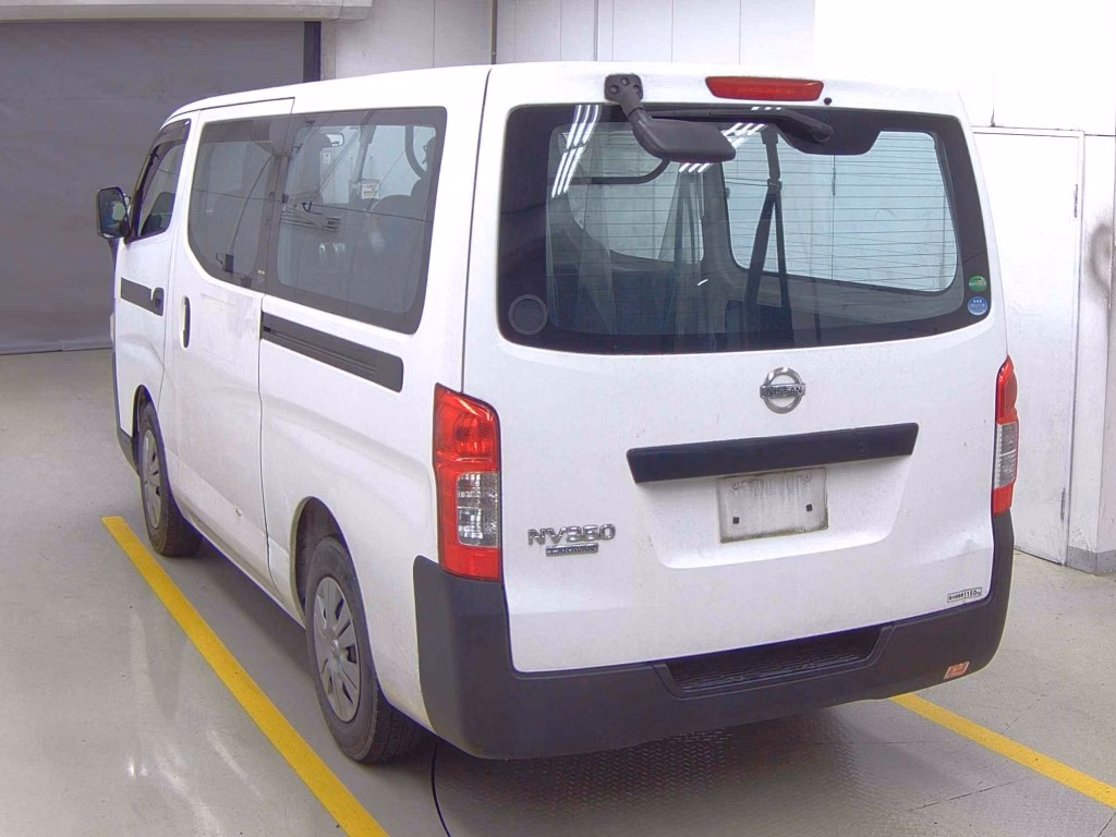 NISSAN NV350 CARAVAN