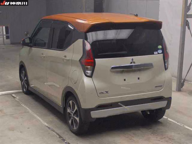 MITSUBISHI EK X