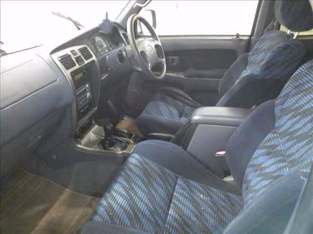 TOYOTA HILUX SURF