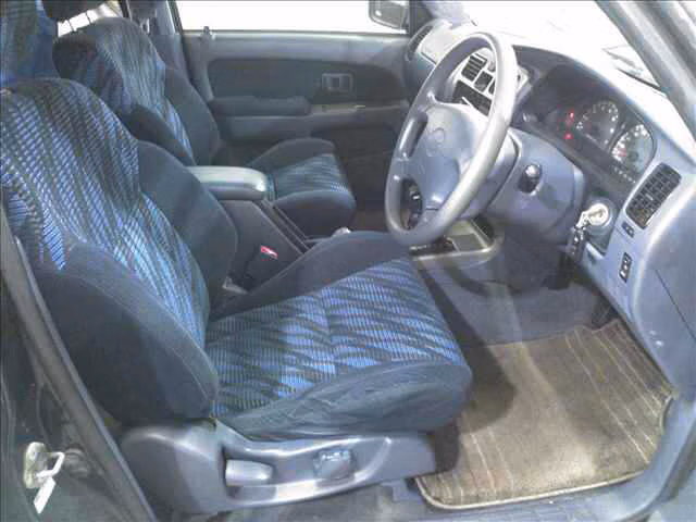 TOYOTA HILUX SURF