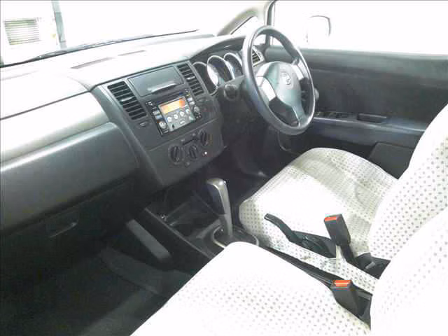 NISSAN TIIDA LATIO