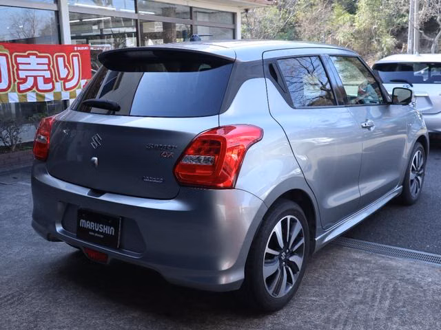 SUZUKI SWIFT