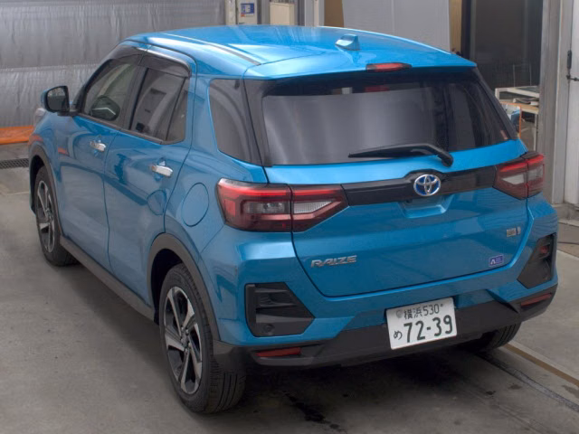 TOYOTA RAIZE