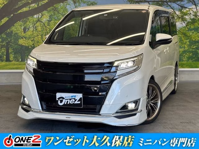 TOYOTA NOAH