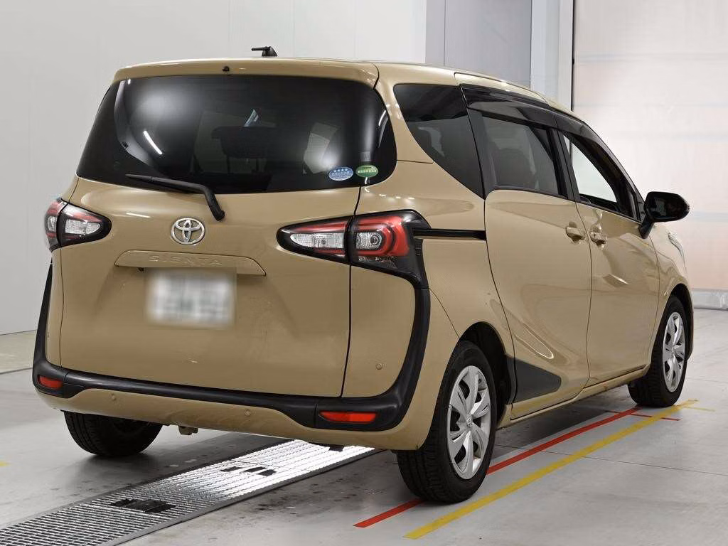 TOYOTA SIENTA