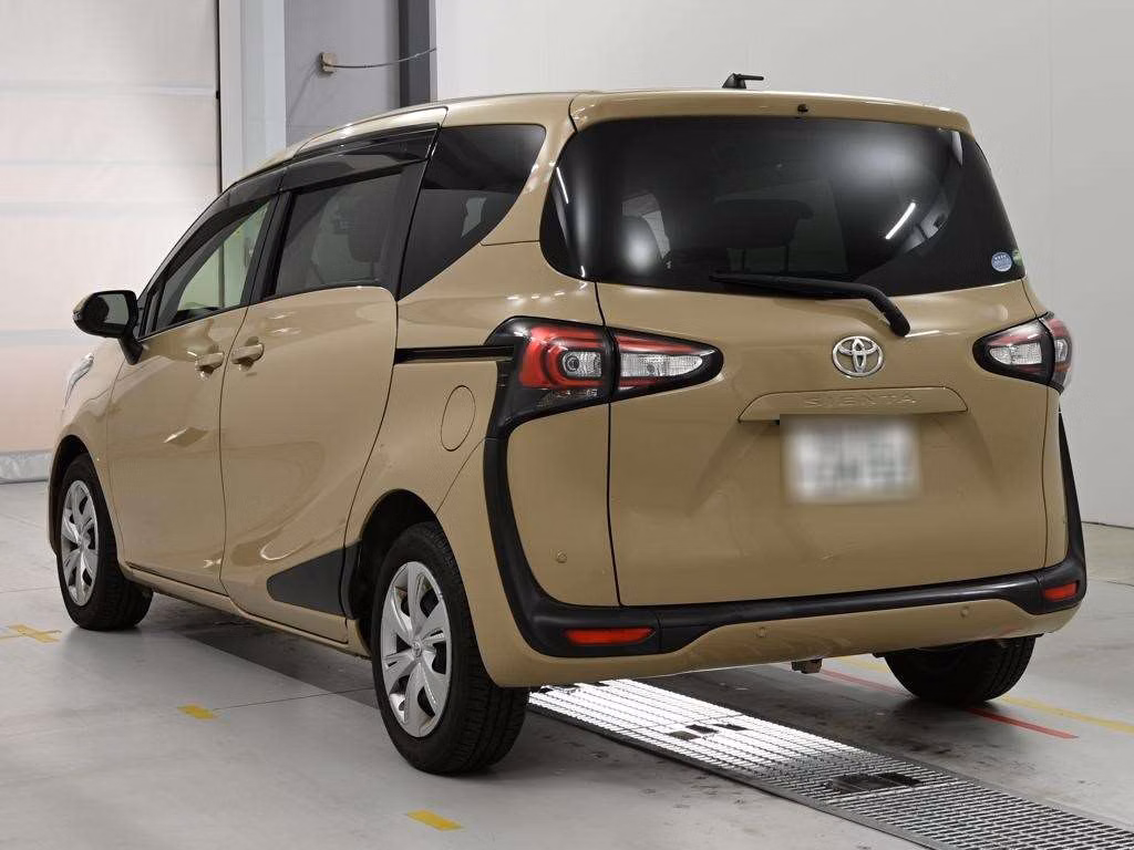 TOYOTA SIENTA