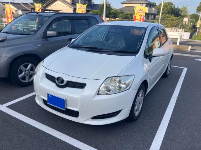 TOYOTA AURIS