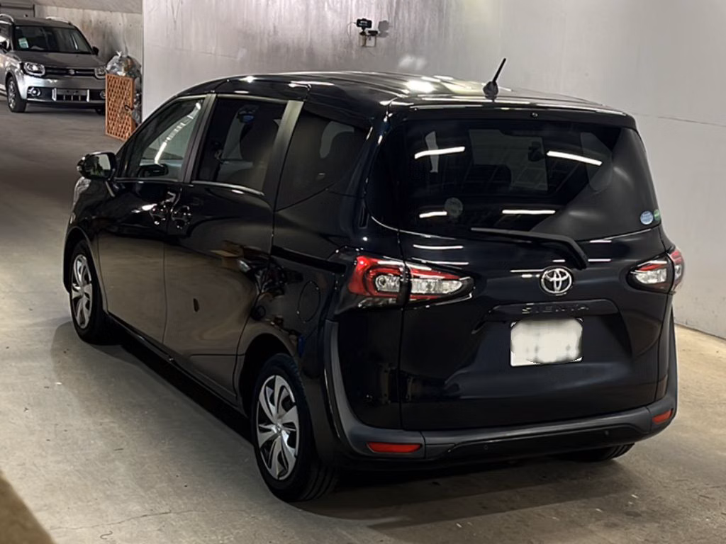 TOYOTA SIENTA