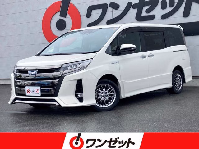 TOYOTA NOAH