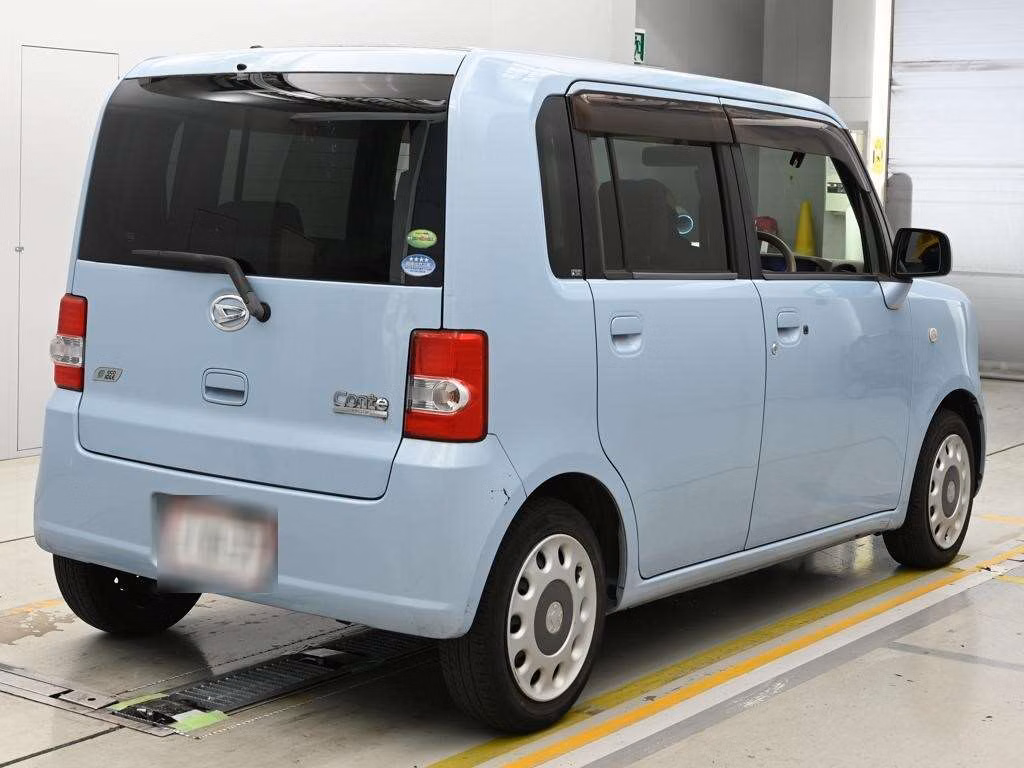 DAIHATSU MOVE CONTE
