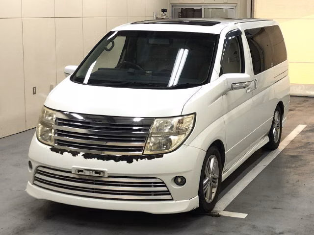 NISSAN ELGRAND
