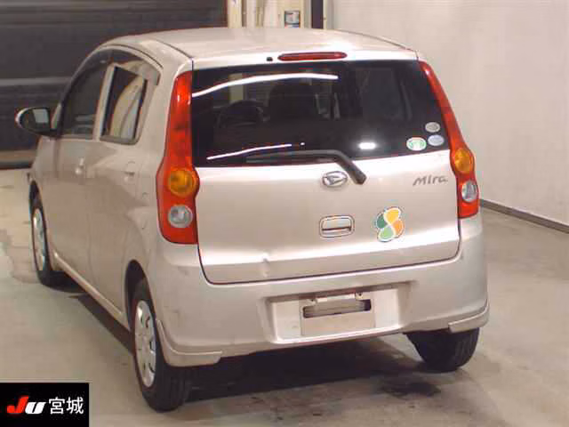 DAIHATSU MIRA