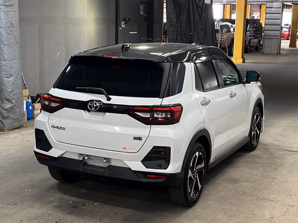 TOYOTA RAIZE