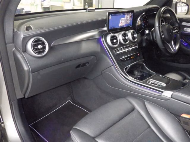 MERCEDES-BENZ GLC COUPE