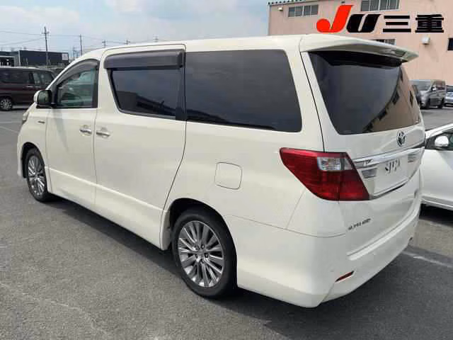 TOYOTA ALPHARD