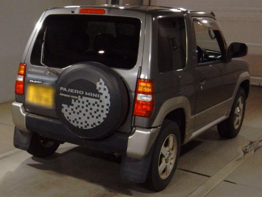 MITSUBISHI PAJERO MINI