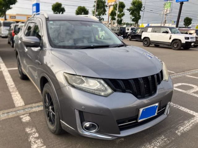 NISSAN X-TRAIL