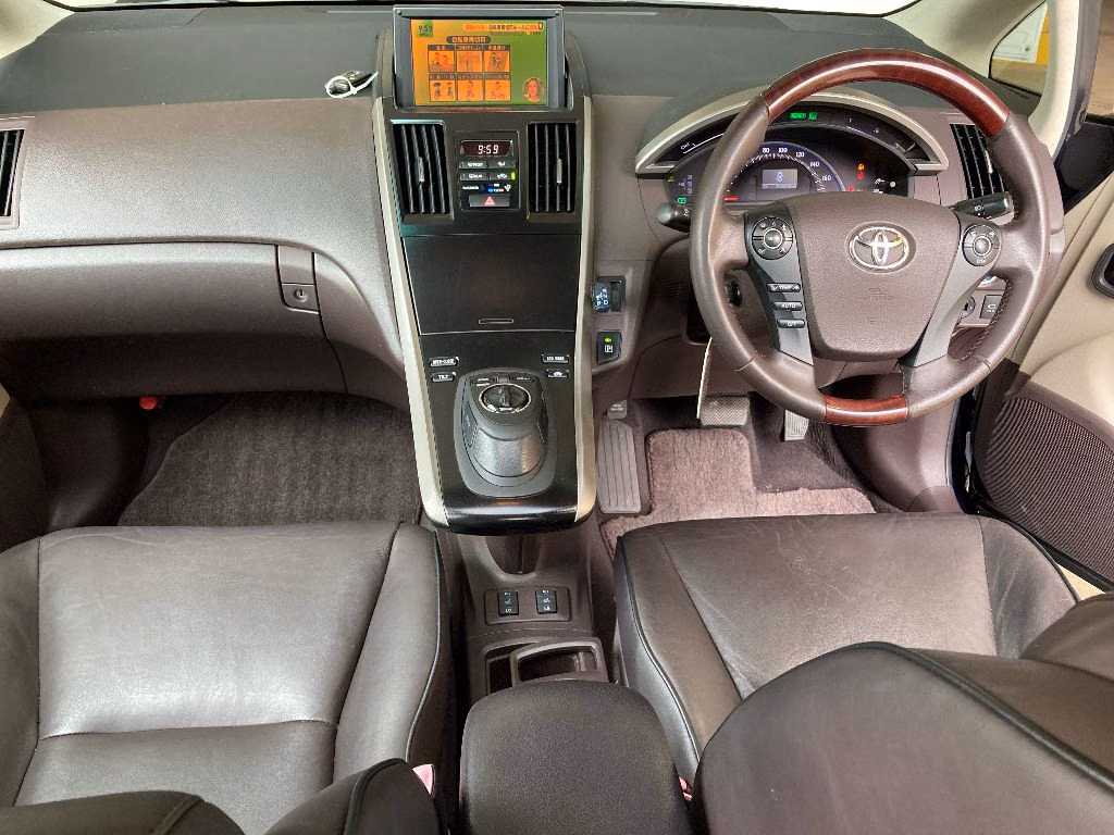 TOYOTA SAI