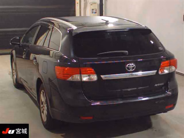 TOYOTA AVENSIS