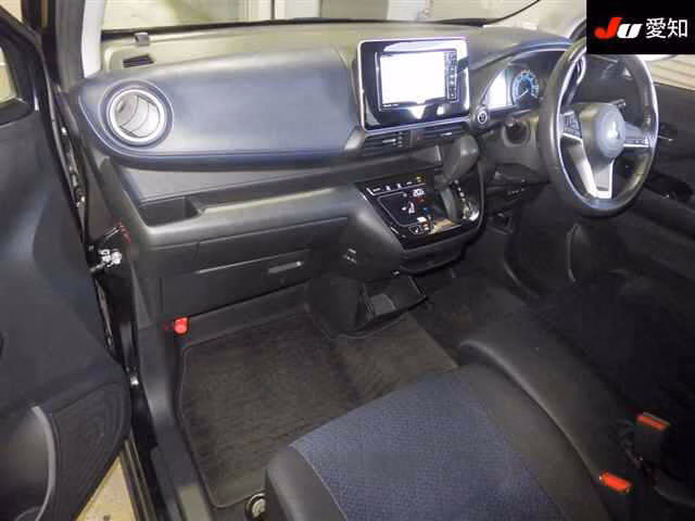 MITSUBISHI EK X