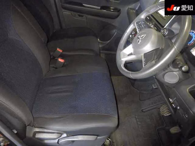 MITSUBISHI EK X