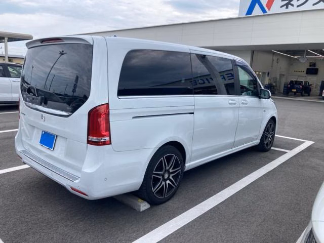MERCEDES-BENZ V-CLASS