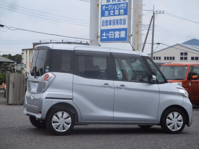 MITSUBISHI EK SPACE