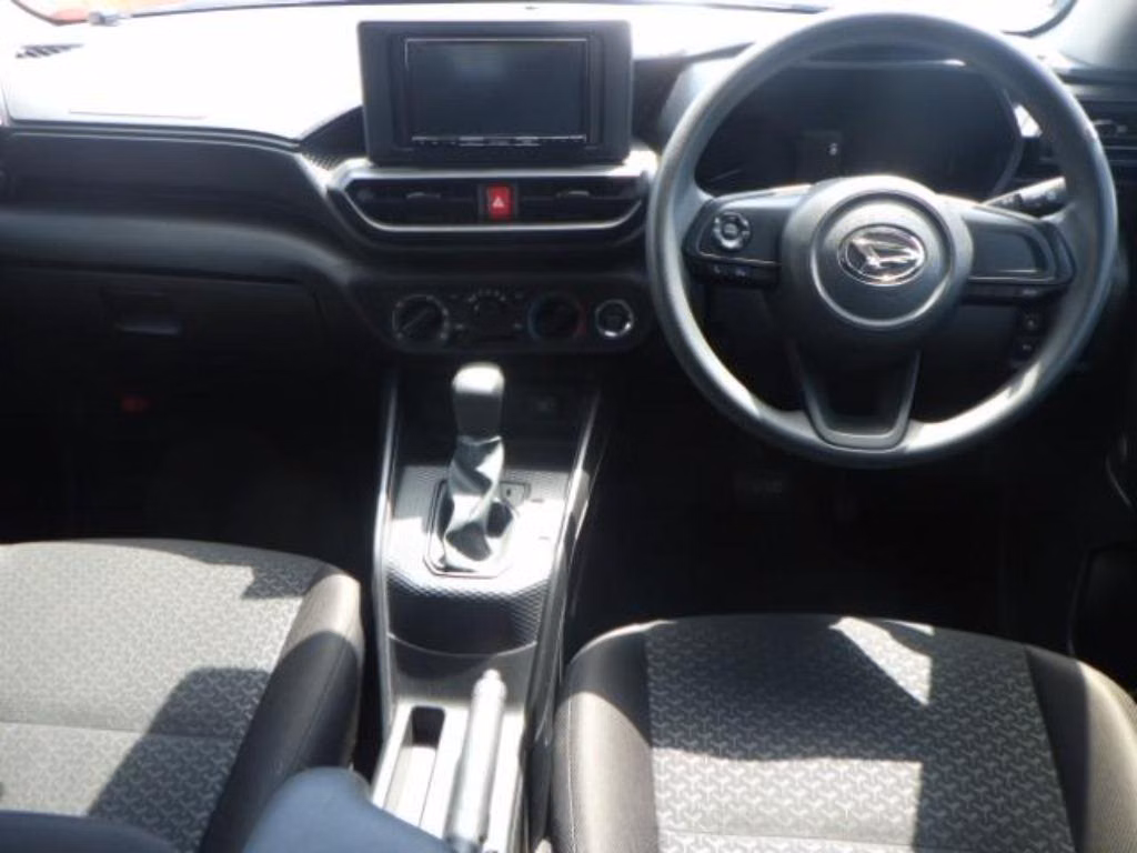 DAIHATSU ROCKY