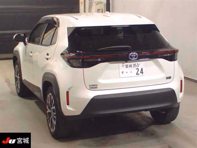 TOYOTA YARIS CROSS
