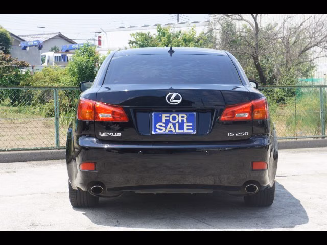 LEXUS IS250
