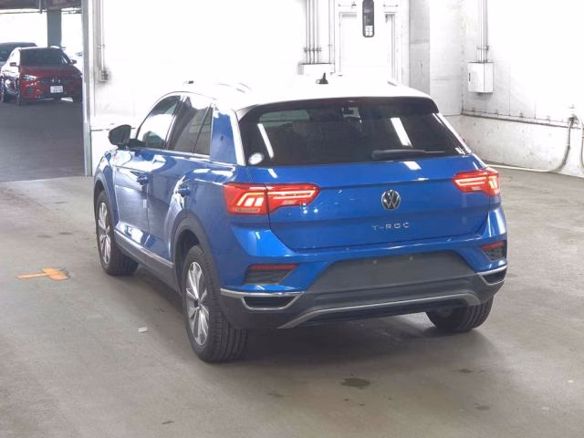 VOLKSWAGEN T-ROC