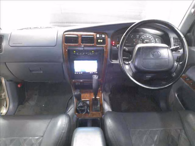TOYOTA HILUX SURF