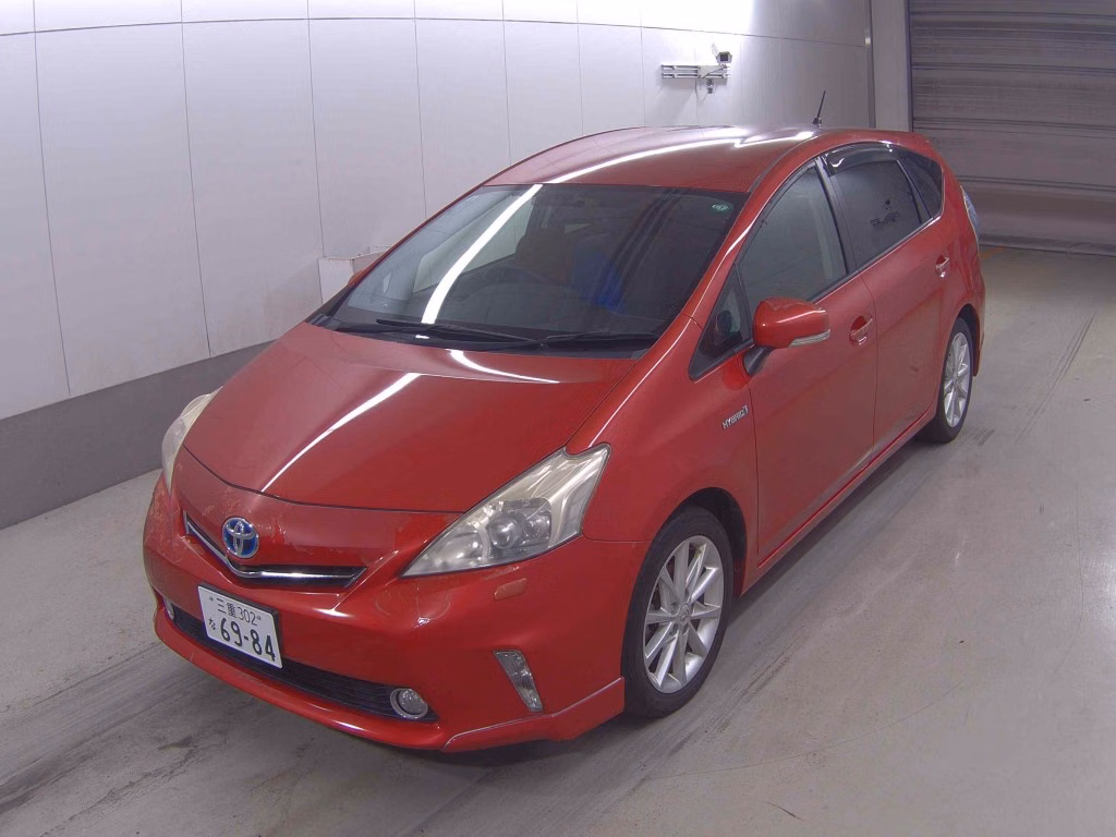 TOYOTA PRIUS ALPHA