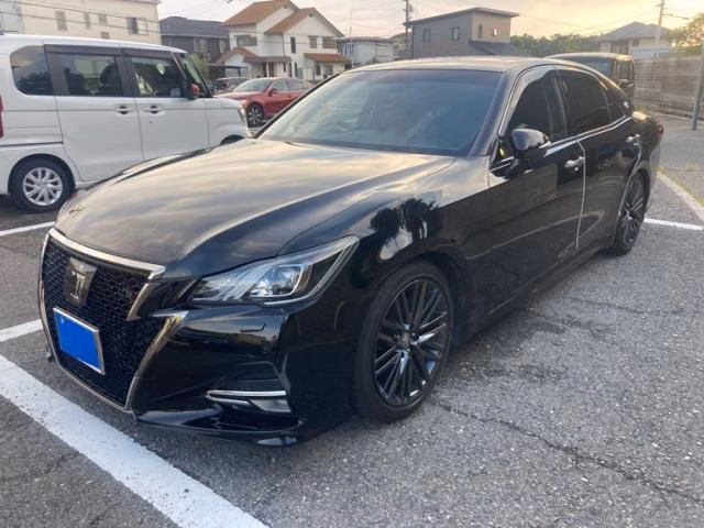 TOYOTA CROWN