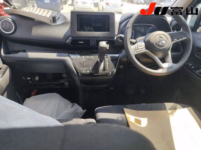MITSUBISHI EK X