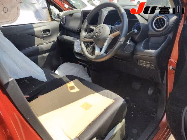 MITSUBISHI EK X