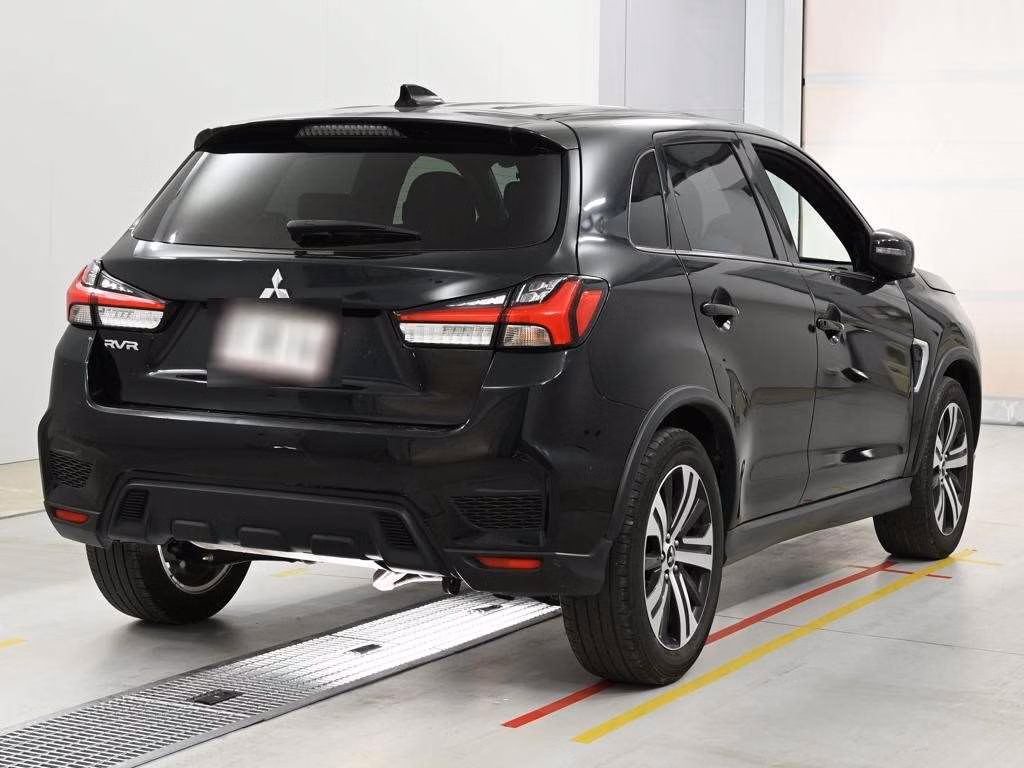 MITSUBISHI RVR