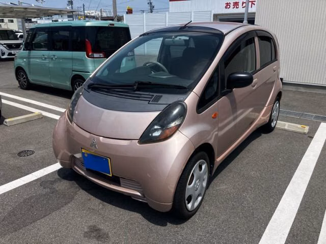 MITSUBISHI I
