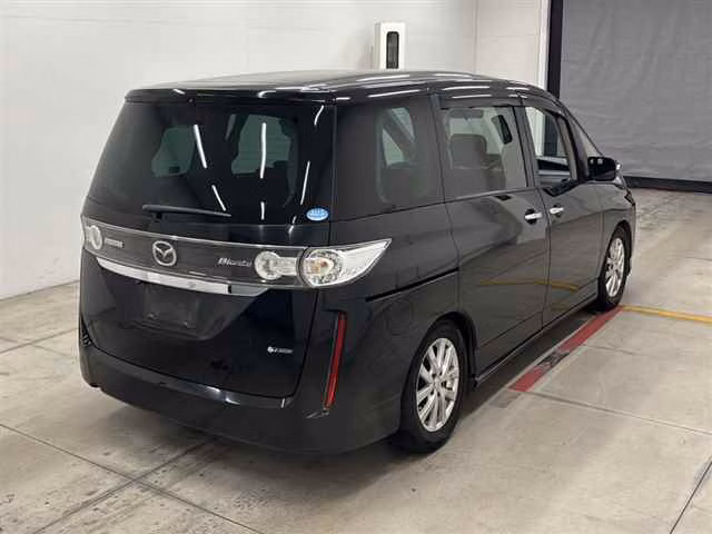 MAZDA BIANTE