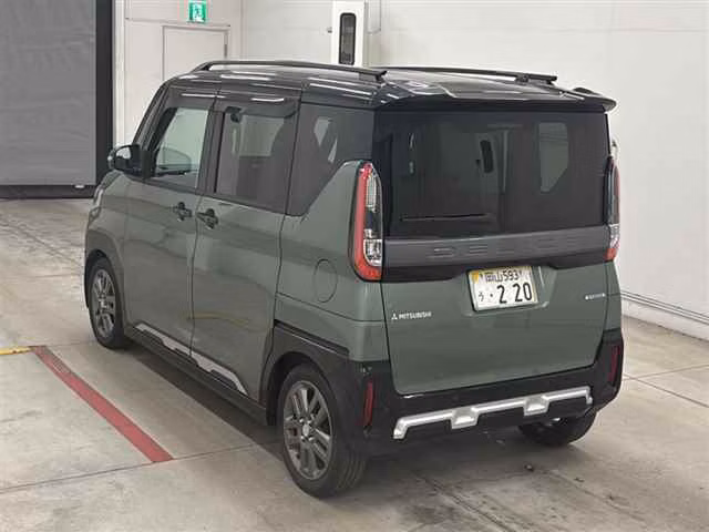 MITSUBISHI DELICA MINI