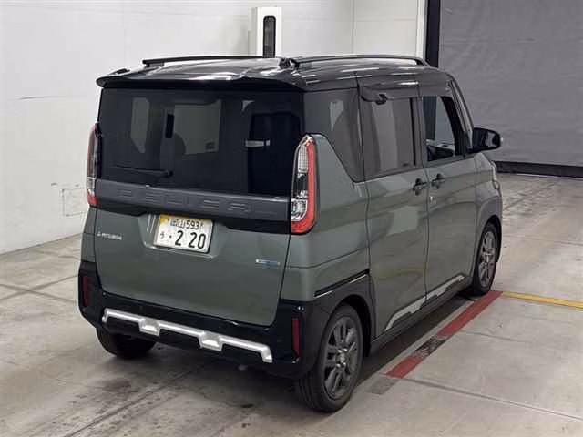 MITSUBISHI DELICA MINI