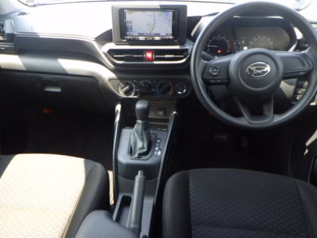 DAIHATSU ROCKY