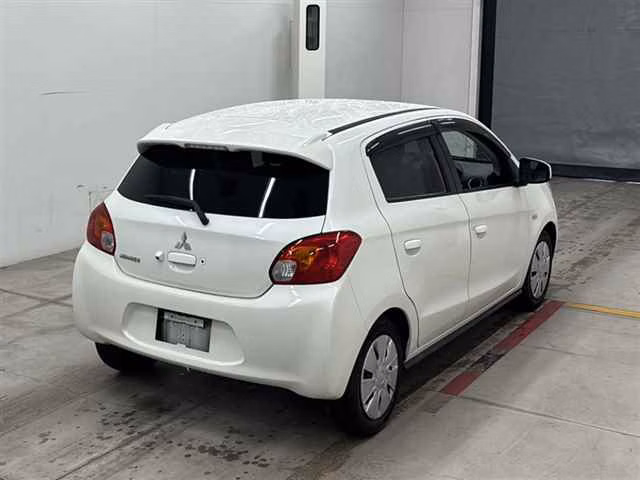 MITSUBISHI MIRAGE